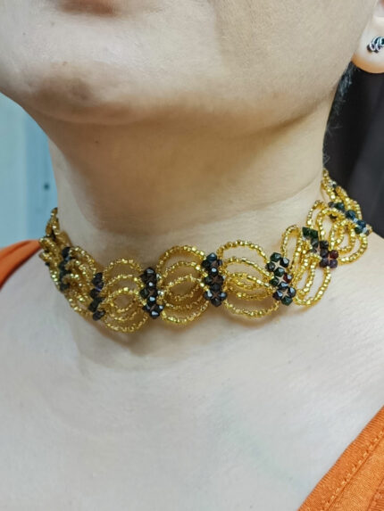 Kum Boncuk Choker Kolye