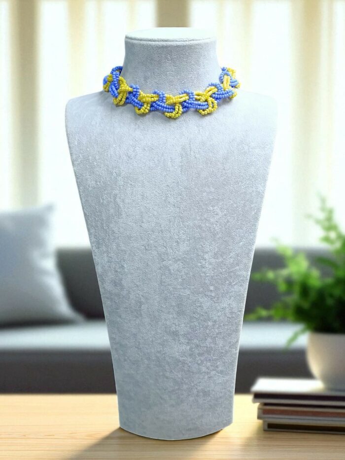 Kum Boncuk Örgü Model Choker Kolye